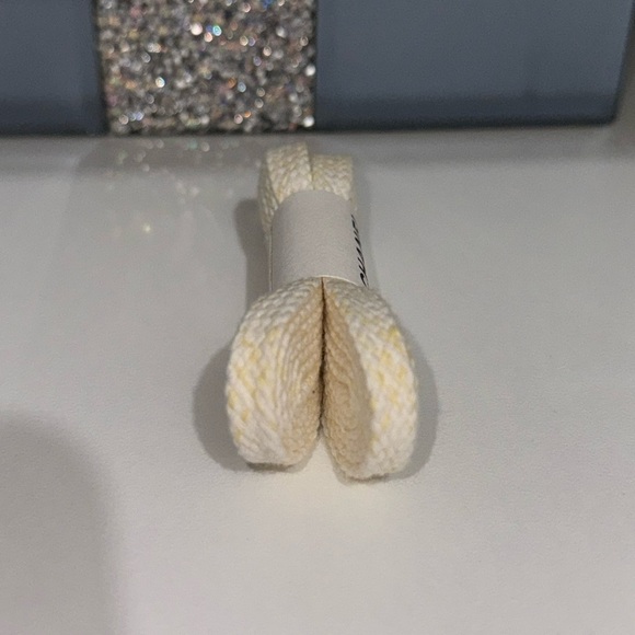 Chanel Shoe Laces - Picture 2 of 2